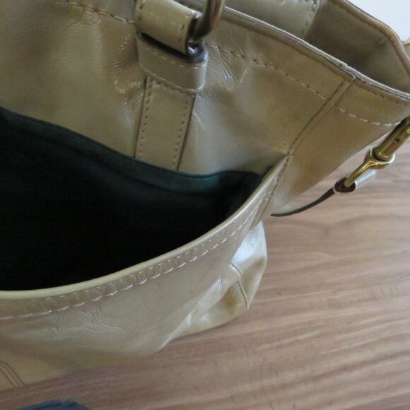 COACH Chelsea Taupe Tan Patent Leather Turnlock Shoulder Zip Up Tote Bag - Picture 14 of 15